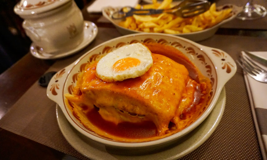 Francesinha cervejaria Brassao